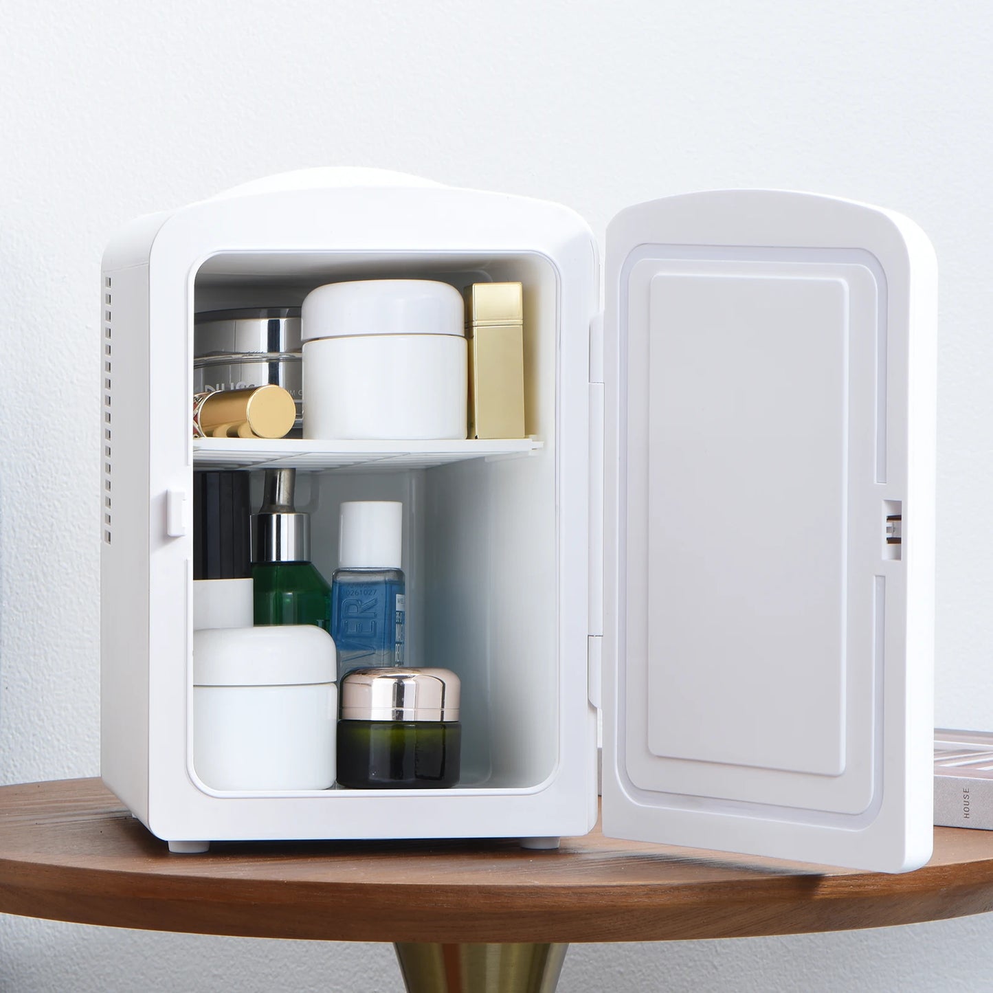IceBlue Retro Mini Fridge 4L 6 Can Makeup Skincare Portable